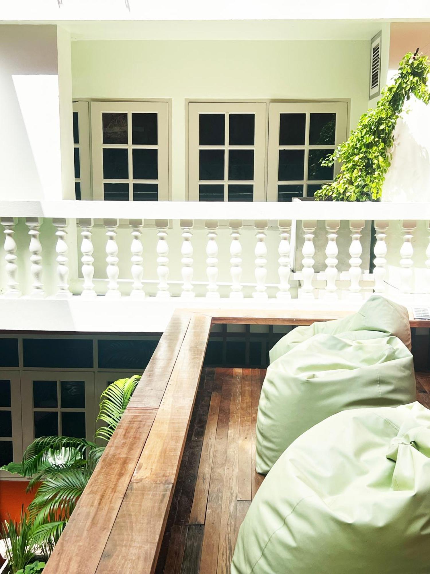 Vonden Garden By Merry V Bangkok Bagian luar foto